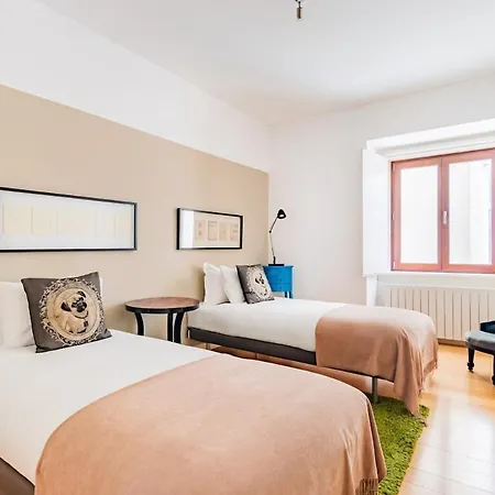Mercy Ii, In The Heart Of Chiado Apartment Lisbon