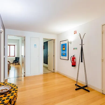 Appartement Mercy Ii, In The Heart Of Chiado