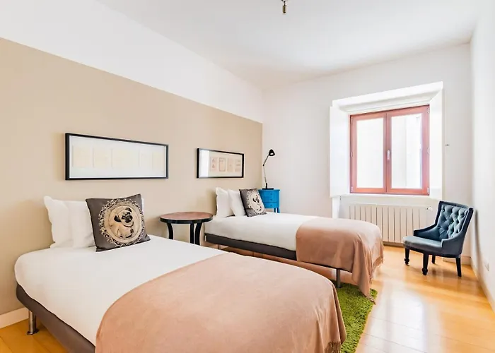 Chiado Mercy Ii With Ac Apartman *