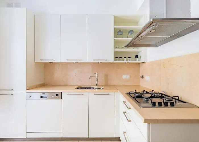 Apartman Chiado Mercy Ii With Ac *